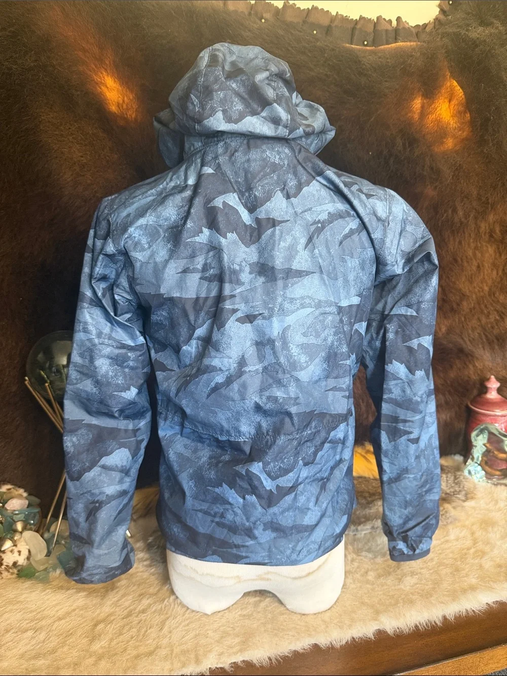Columbia kids reversible Blue Camo Hooded Rain Shell Jacket M (1975)